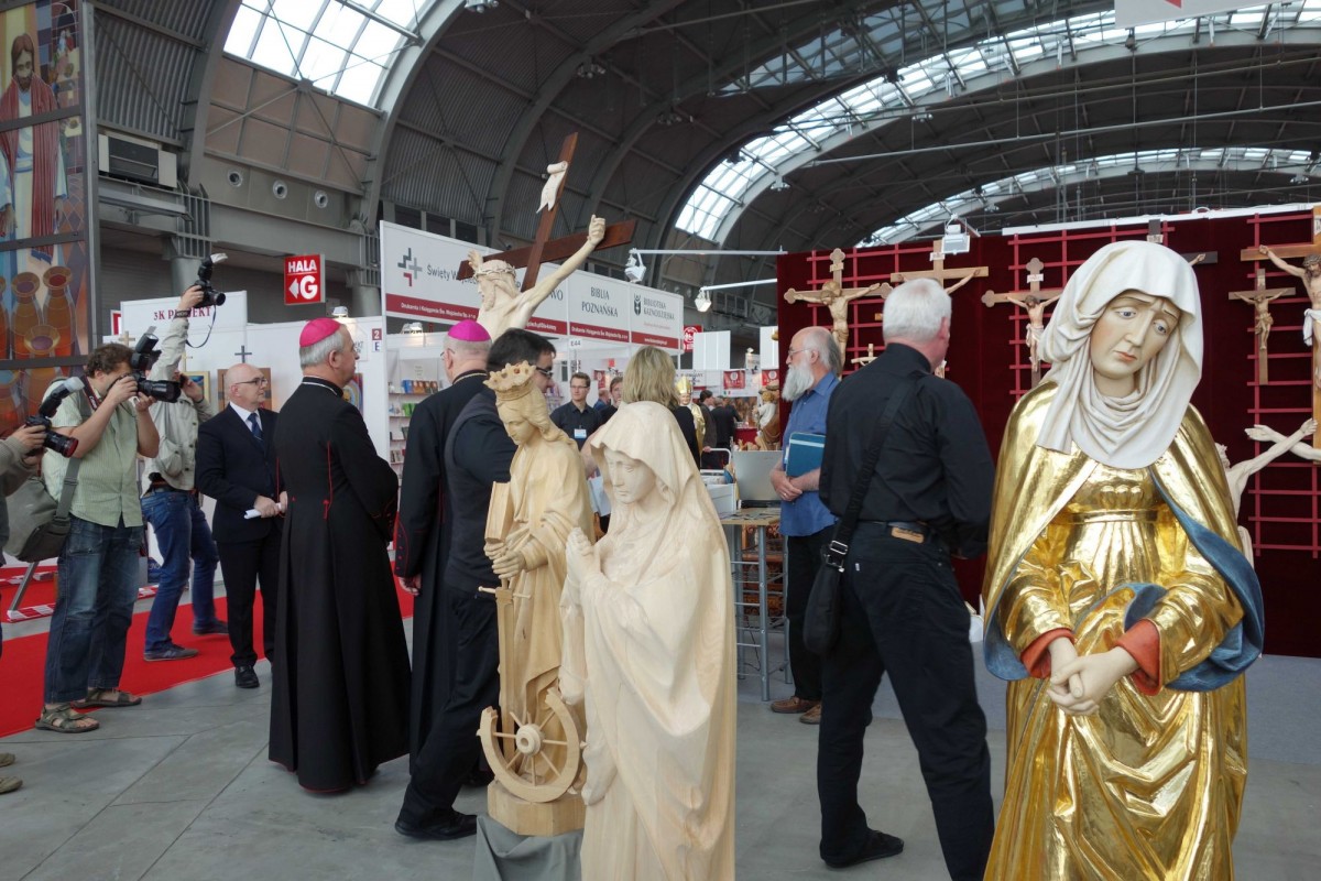 SacroExpo 2015 - drewniane rzeźby sakralane 
