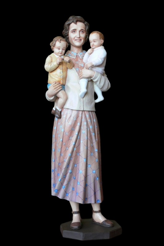 Joanna Beretta Molla, rzeźba w drewnie