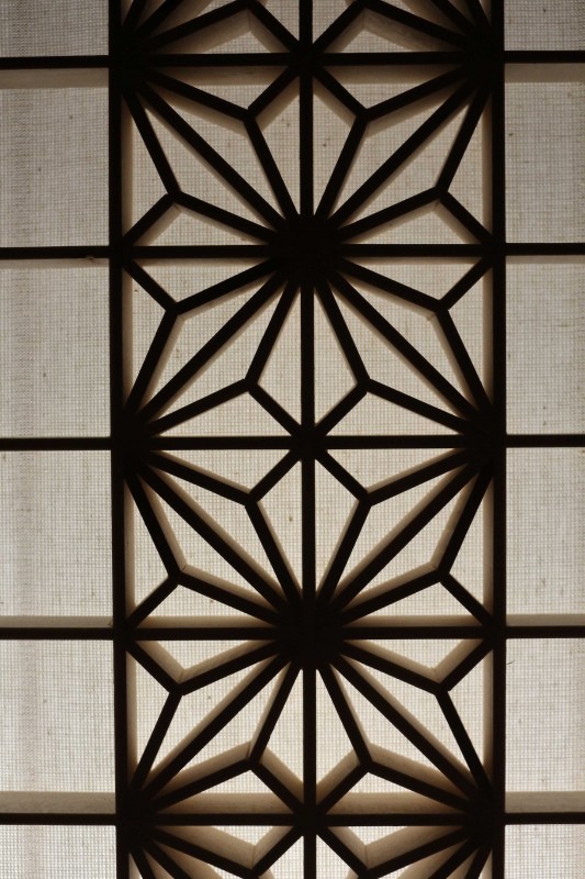 Kaku asanoha, wyjątkowa lampa japońska