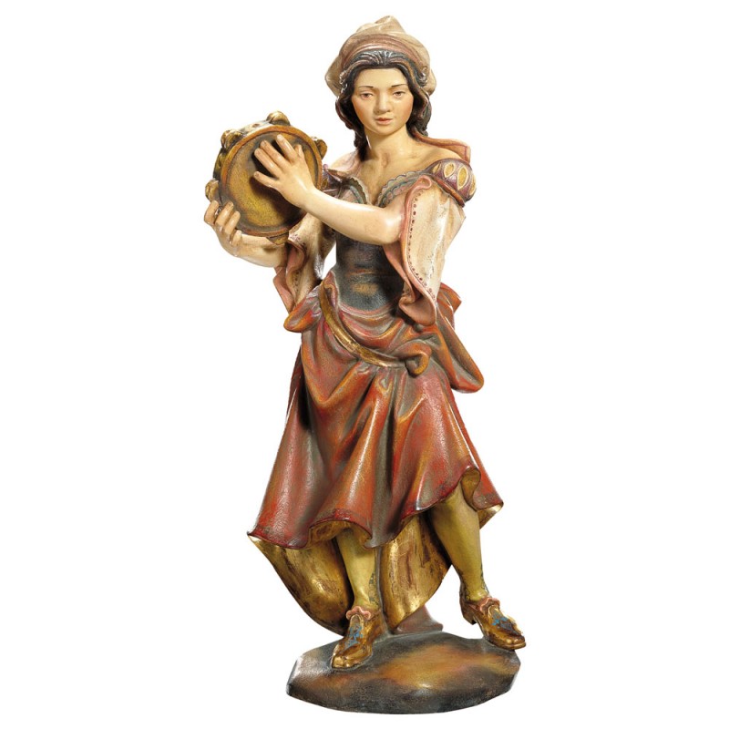 Kobieta grająca na tamburynie - rzeźba drewniana