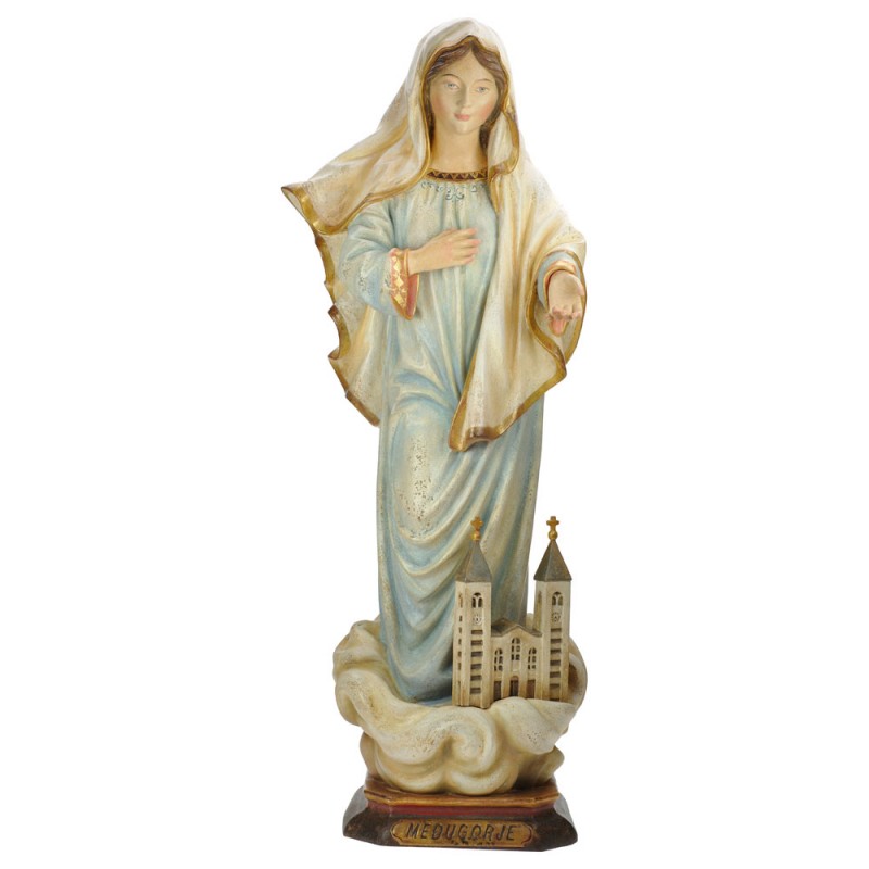 Matka Boża z Medjugorje z kościołem - rzeźba drewniana